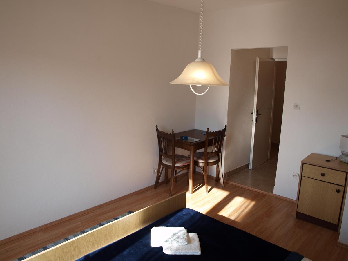 Apartments Nadia イグラネ エクステリア 写真