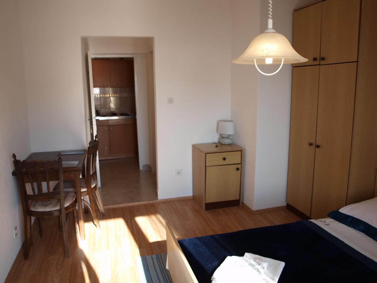 Apartments Nadia イグラネ エクステリア 写真