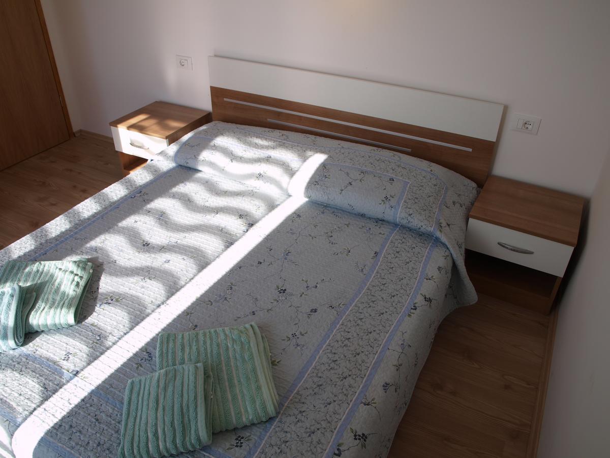 Apartments Nadia イグラネ エクステリア 写真