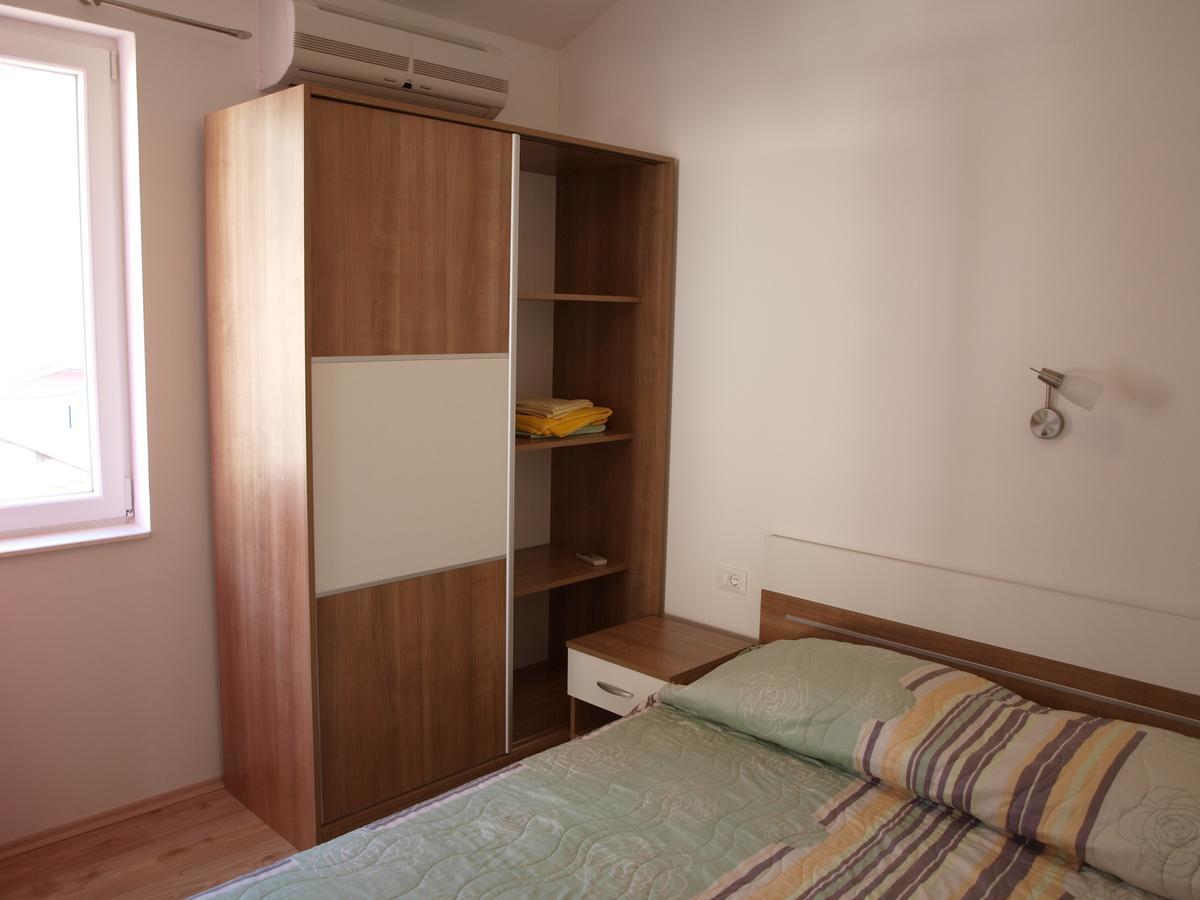 Apartments Nadia イグラネ エクステリア 写真