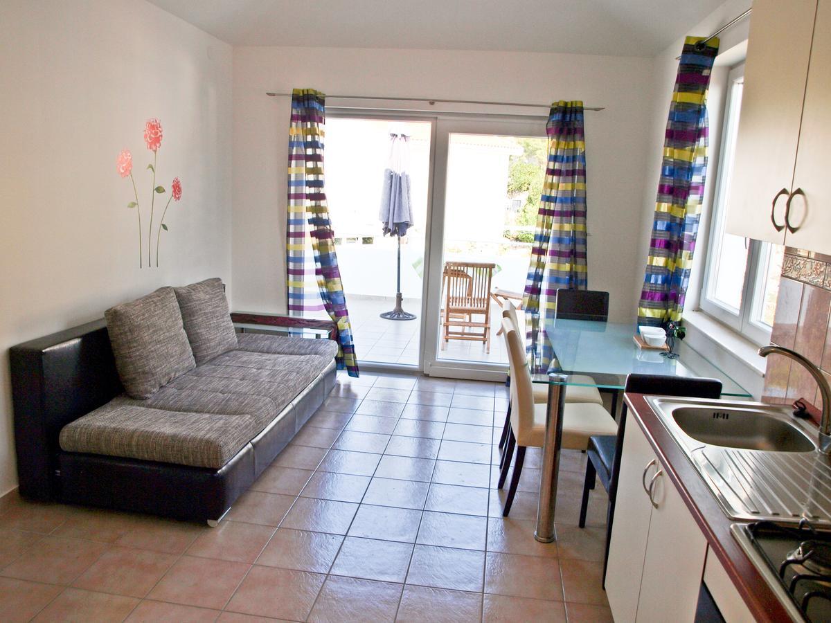 Apartments Nadia イグラネ エクステリア 写真