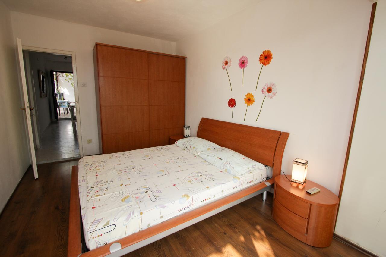Apartments Nadia イグラネ エクステリア 写真